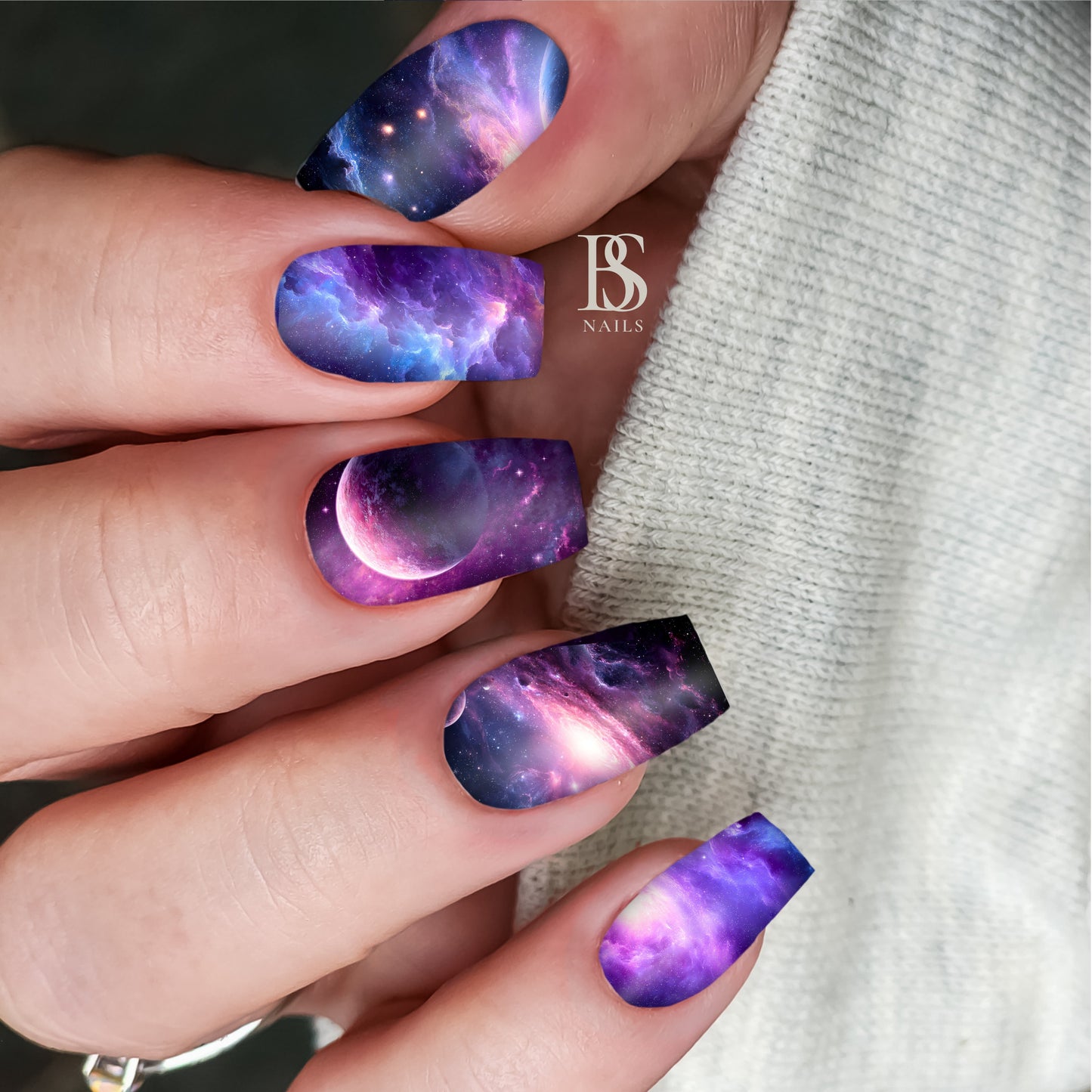 Nails with galaxy design. 